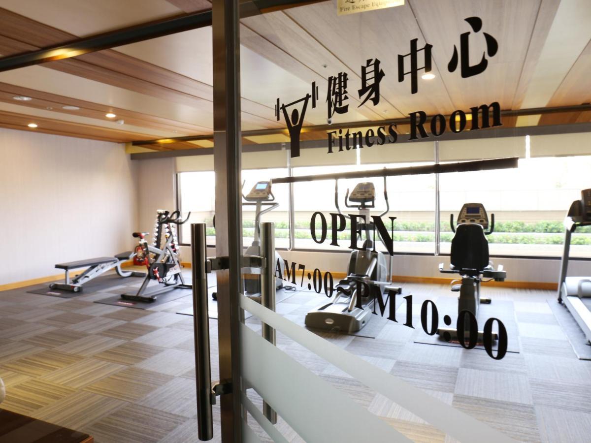 Fushin Hotel - Tainan Extérieur photo
